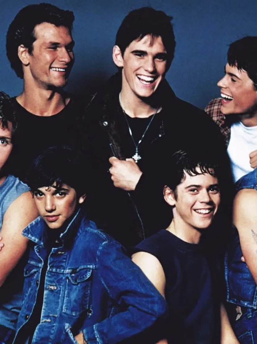 Setyourheartabaze의 The Outsiders(YOUR PONYBOY-BL)