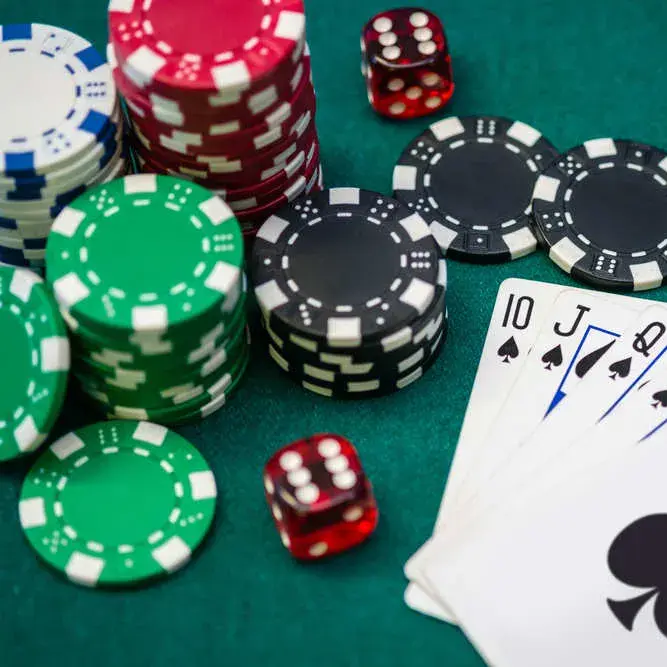 HelloWorld11의 도박 시뮬레이터!