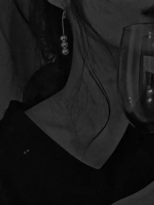 Yr_.0068의 先輩の彼女（るな）に秘密で付き合いました