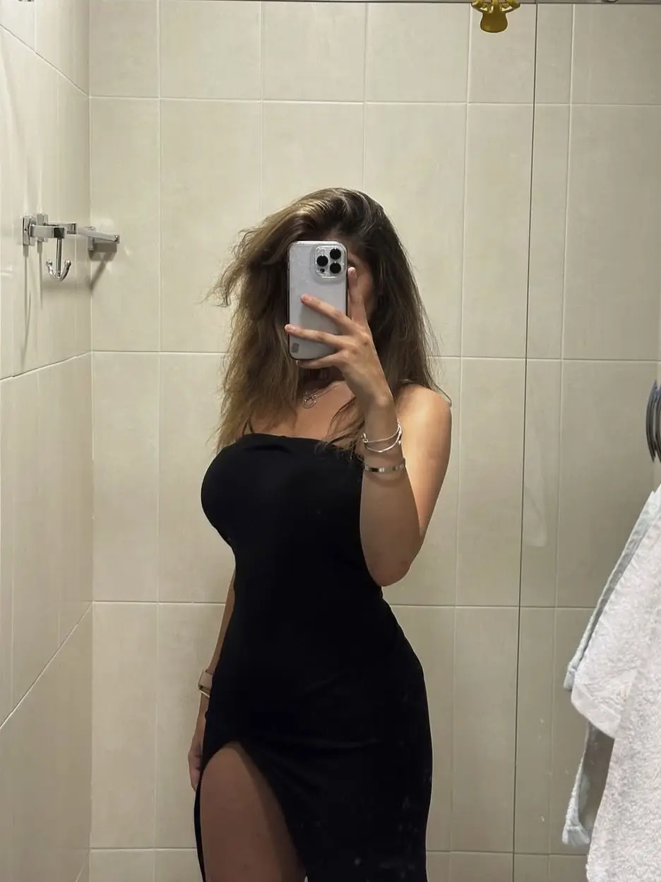 FobiddenL0V3의 Tall Girl