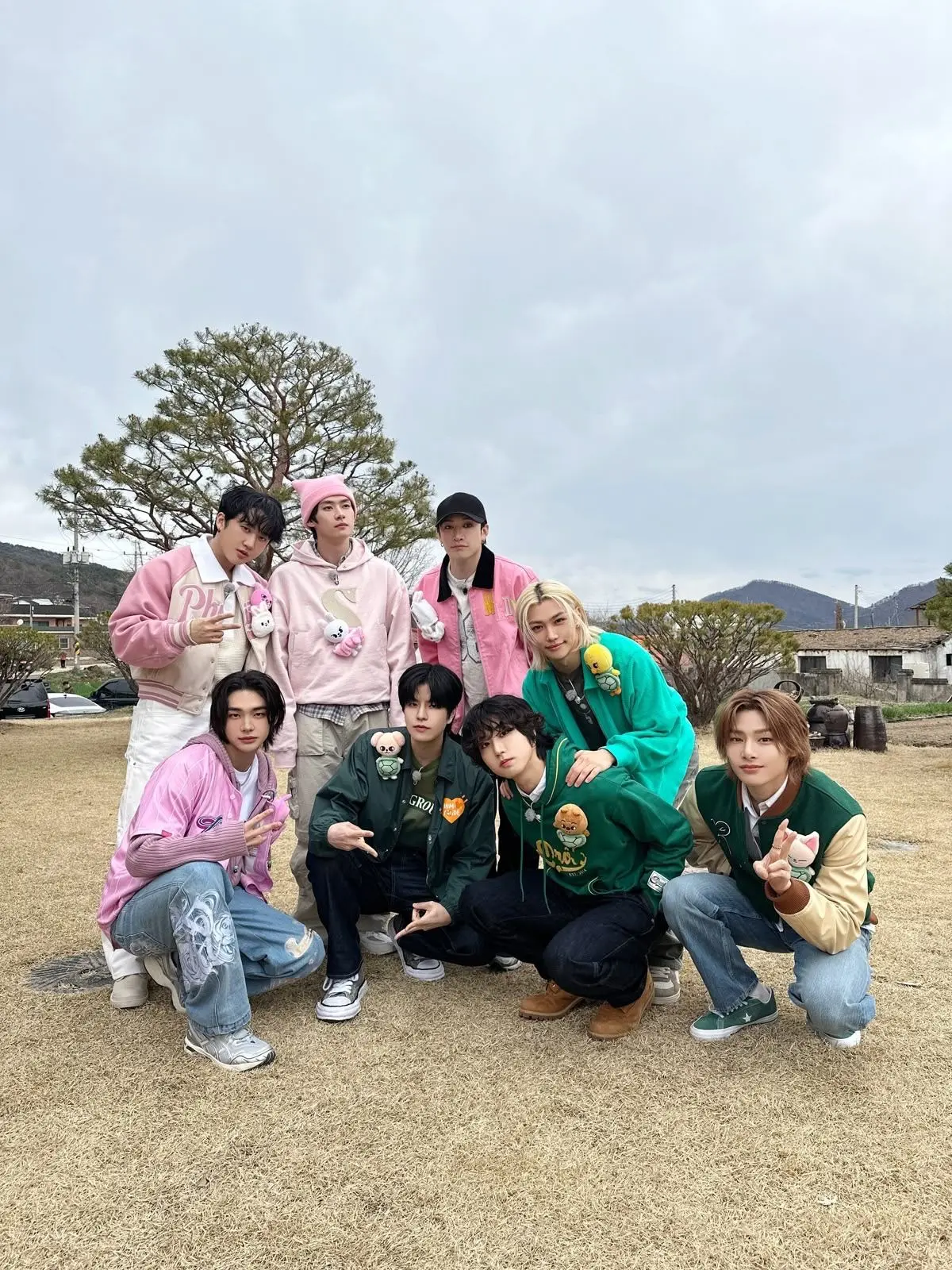 STANSTRAYKIDS_1430325의 Stray Kids MV COLLAB?