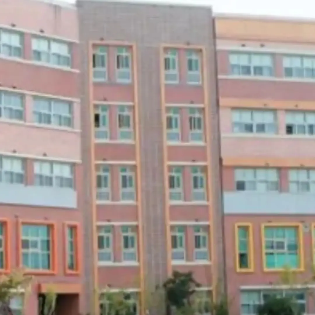 StrongBoy7597의 진성고등학교