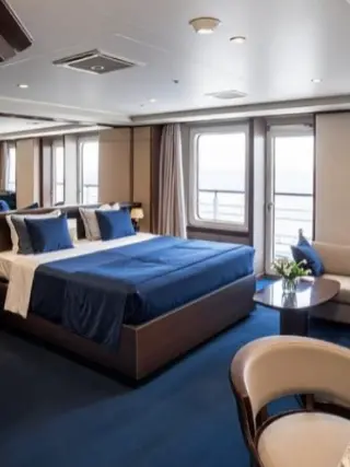 PapuaCrinea의 럭셔리 기차 여행 RPG