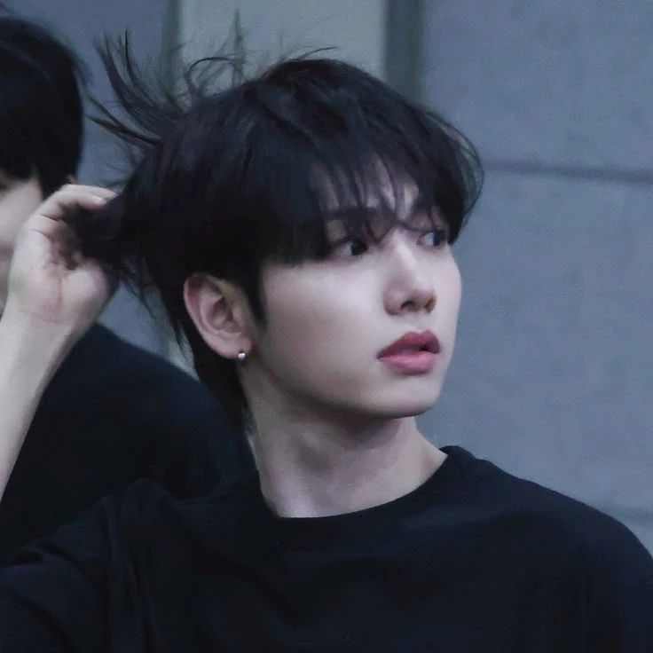 명쟤현