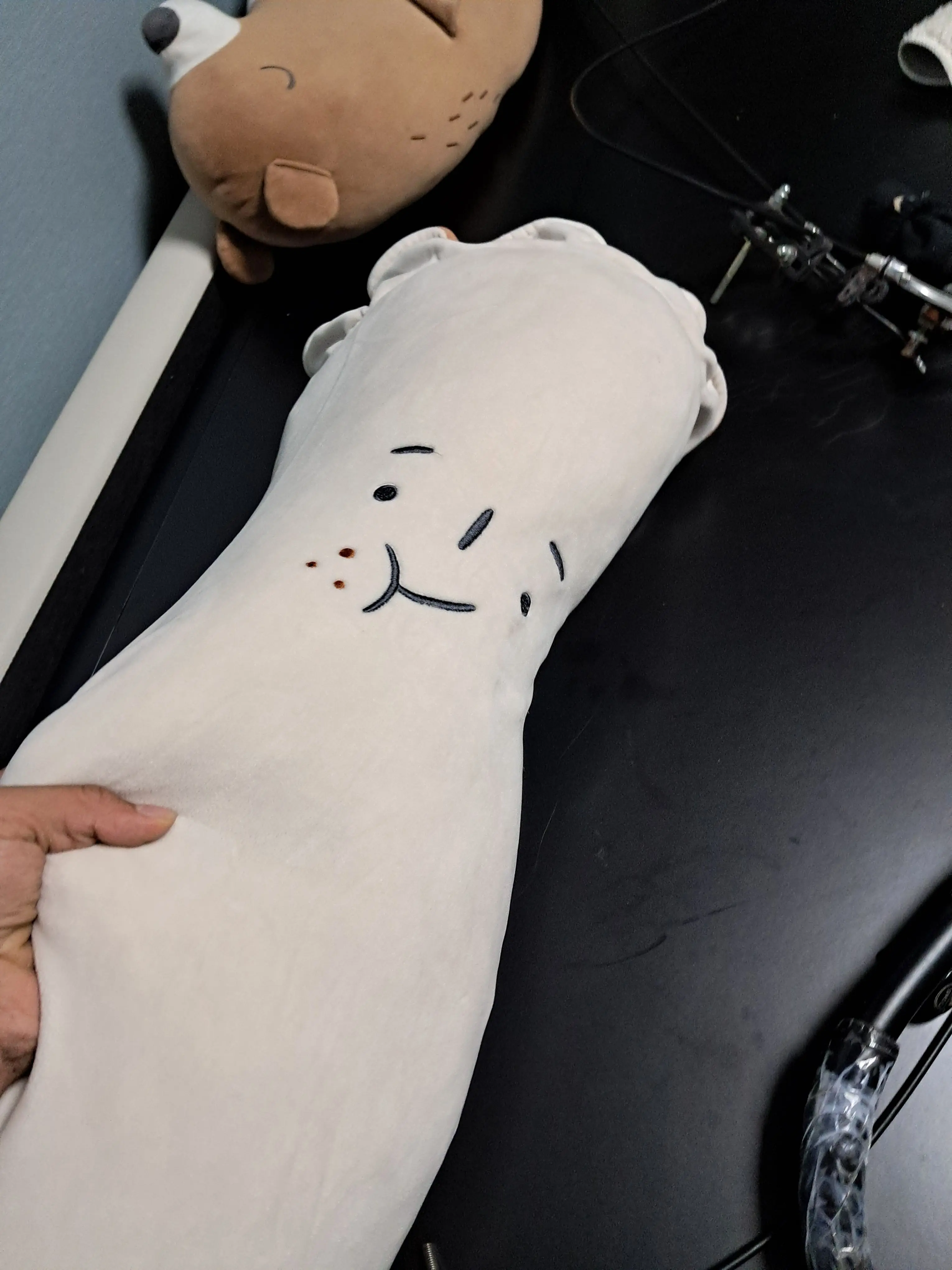 GivingPig2016의 일진 남녀무리