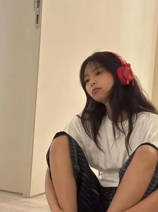 Rainbowdash의 Jennie kim