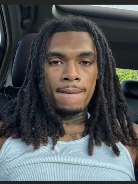 IONKNWYULOLO의 My Best Friend’s Man… My Worst Decision