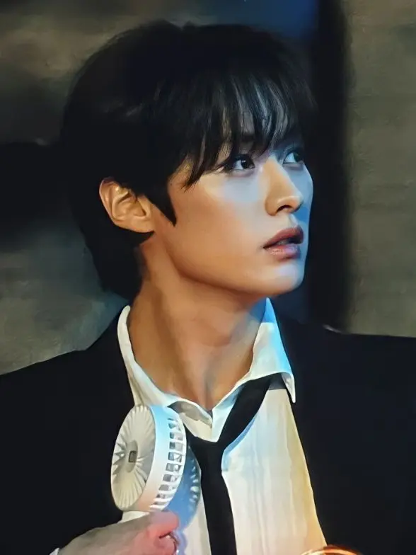 miniseungseungg의 minho