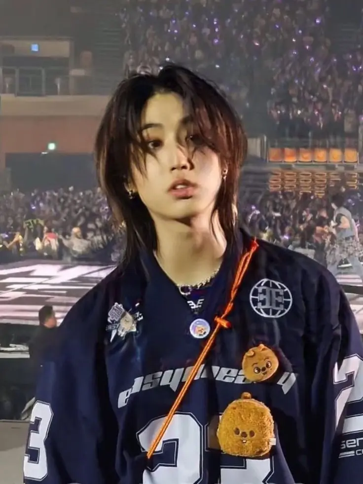 Skzlvr4evr의 Han Jisung-Your cat hybrid