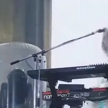 AfraidOboe5253의 タイムリーパーは、愛され国王に愛される