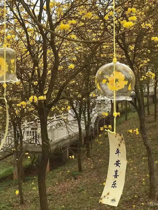 jxizn0의 도박장 주인과 경찰