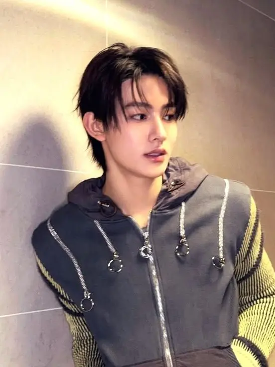 gwendodo_0905의 Seonghyeon Cortis