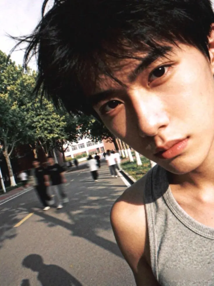 CozyTree4195의 Your rocks by the pond