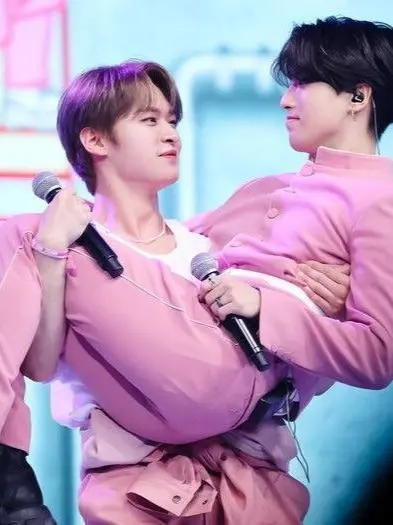 pinapleeonpizza의 Minsung- Lee Minho and Han Jisung