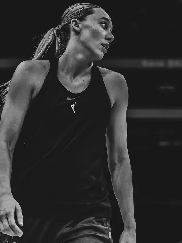 T23의 PAIGE BUECKERS