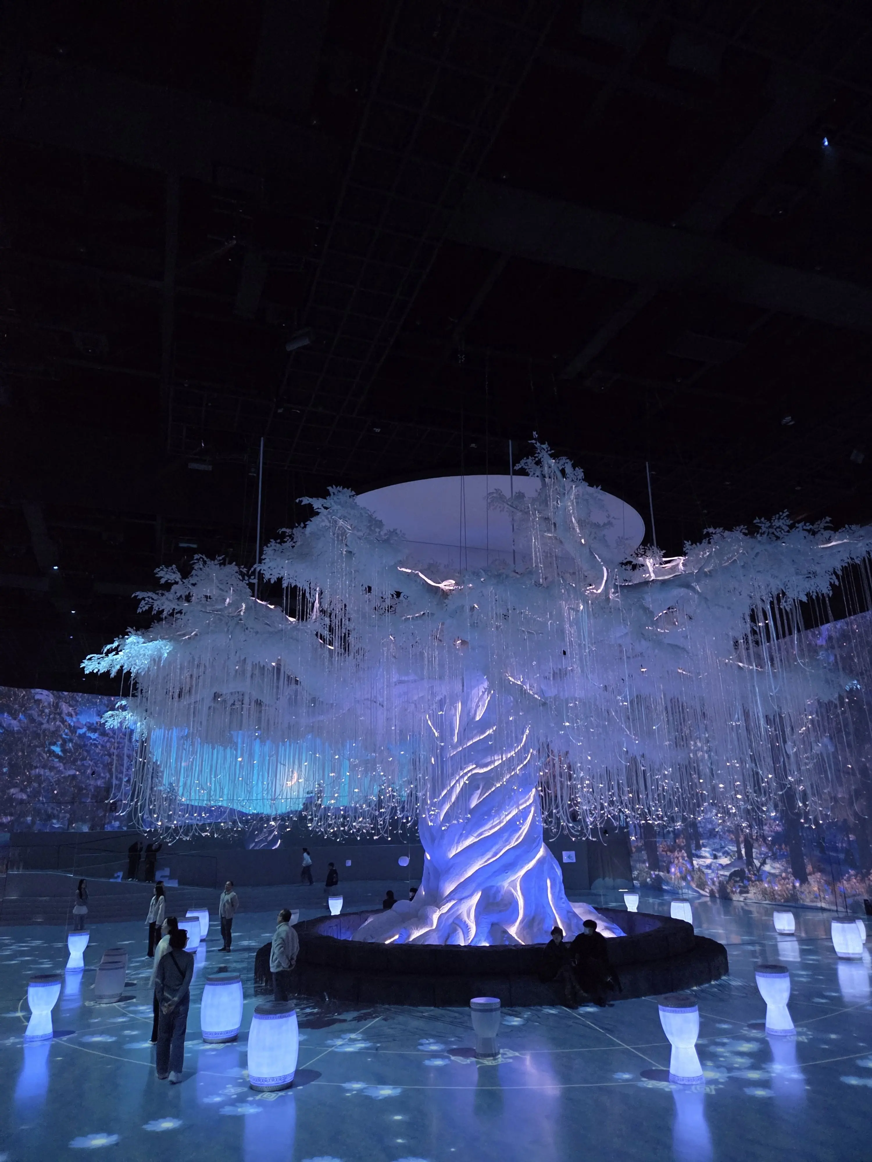 SheerBeach0521의 해즈빈호텔인데 인간세계로 떨어지다