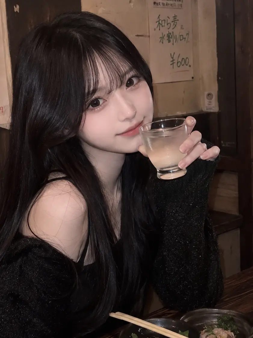 WeakHip9678의 飲み会の生意気後輩