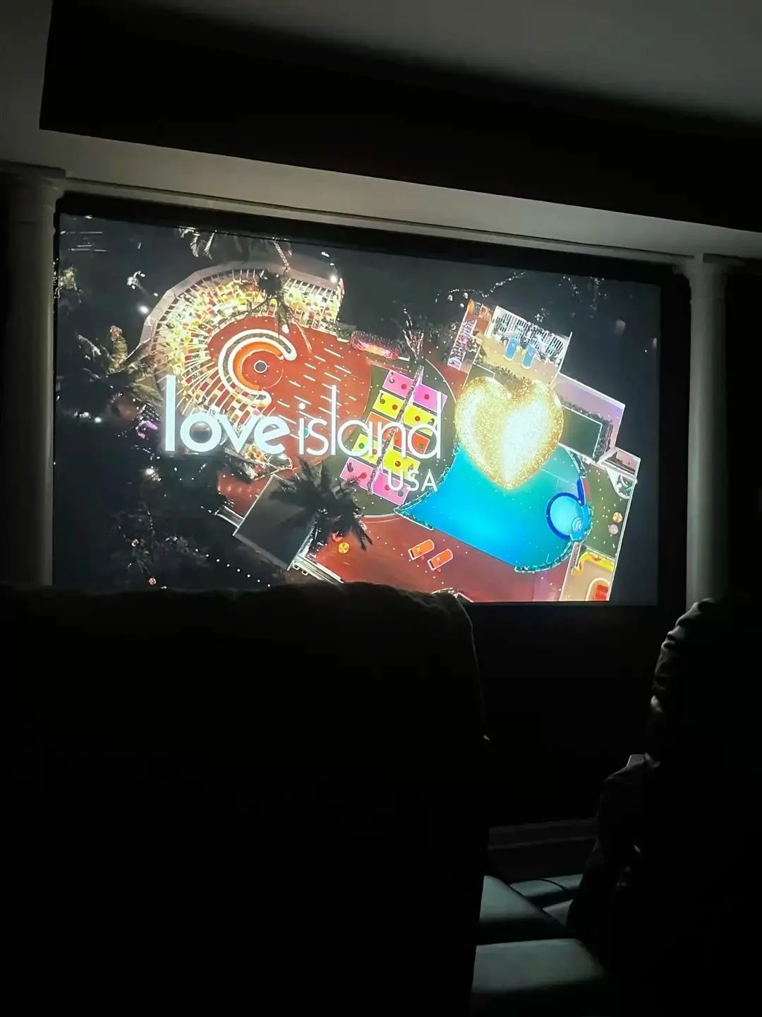 adulttswimmm의 Love Island USA