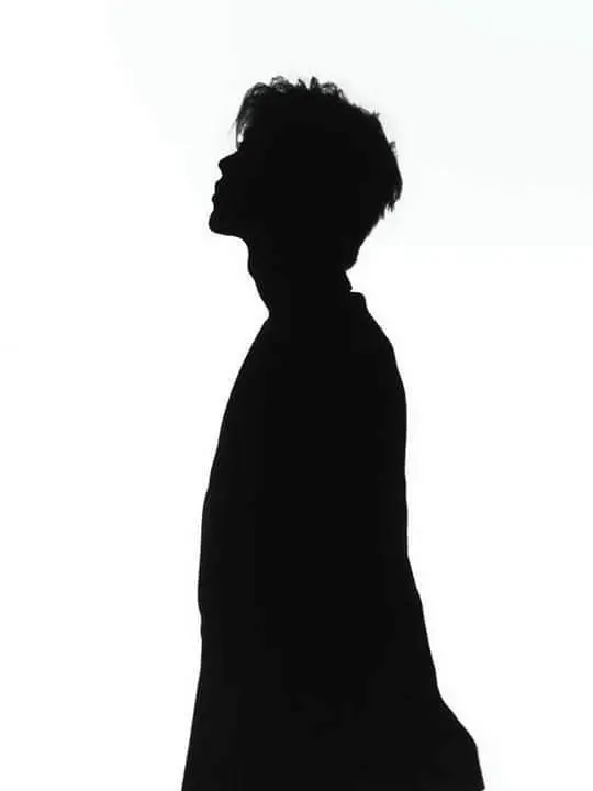 SnugIce6839의 The Shadow Following Me