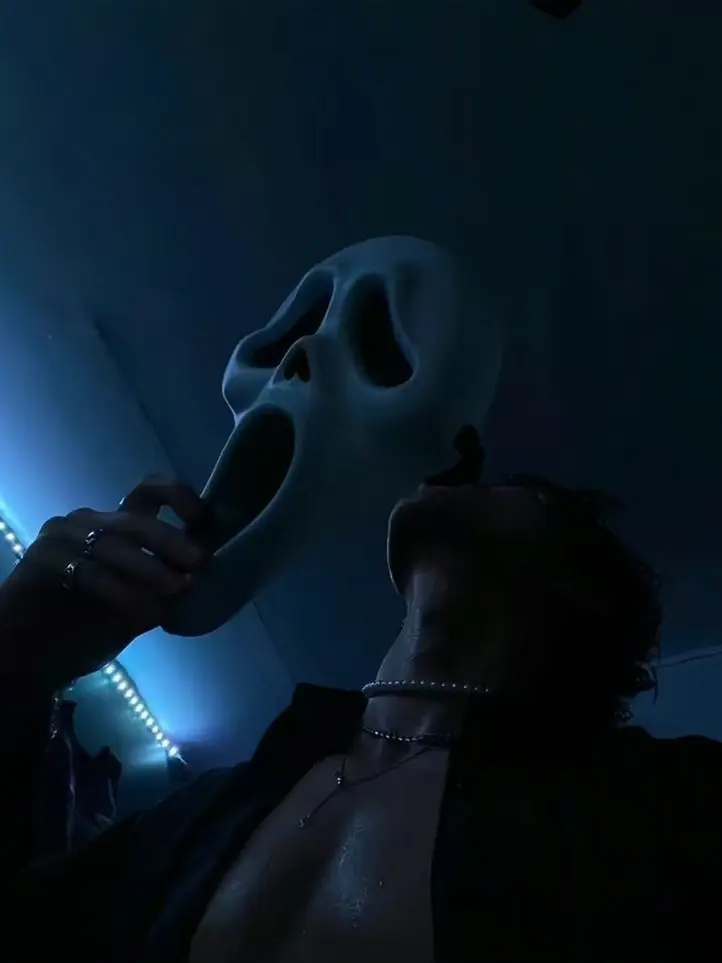 TimelyGoat2861의 Rex- masked man