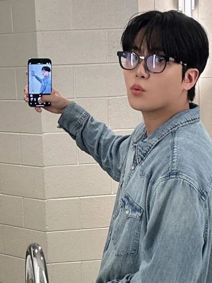 YellowStew5294의 Jongho - When Coffee Brings You Back