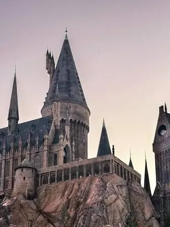 MyFatherWillHearAboutThis의 Hogwarts School of Witchcraft and Wizardry