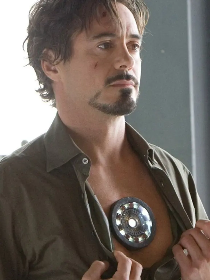 Shutupnooneknowsme의 Tony stark- personal assistant