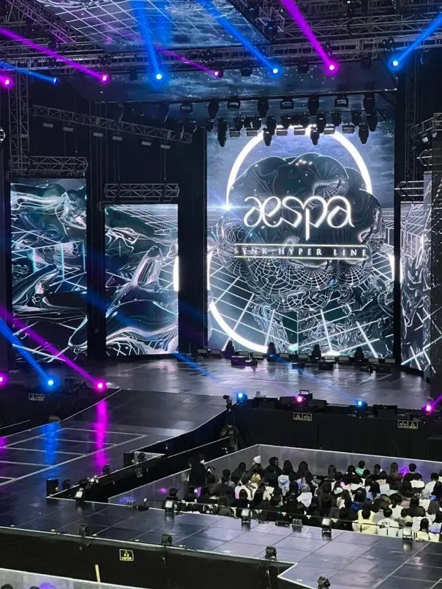 FreshPlug4998의 윈터(김민정)