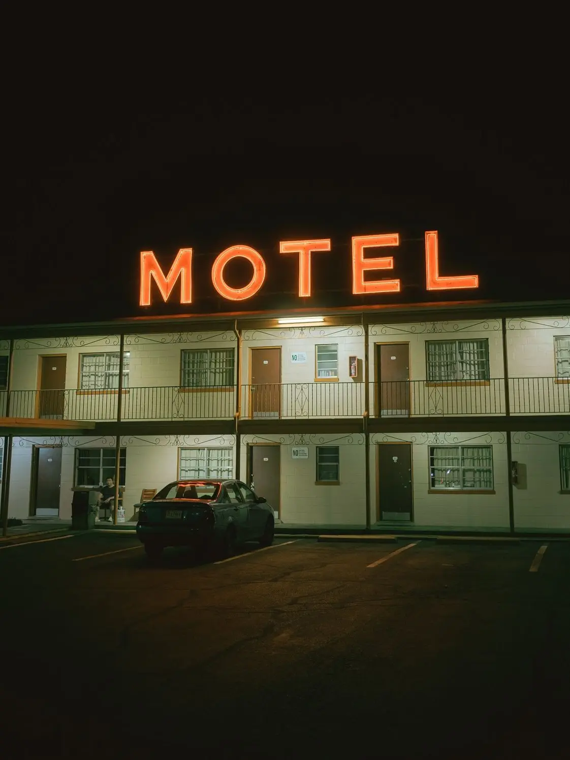 homewrecked의 005 — THE MOTEL
