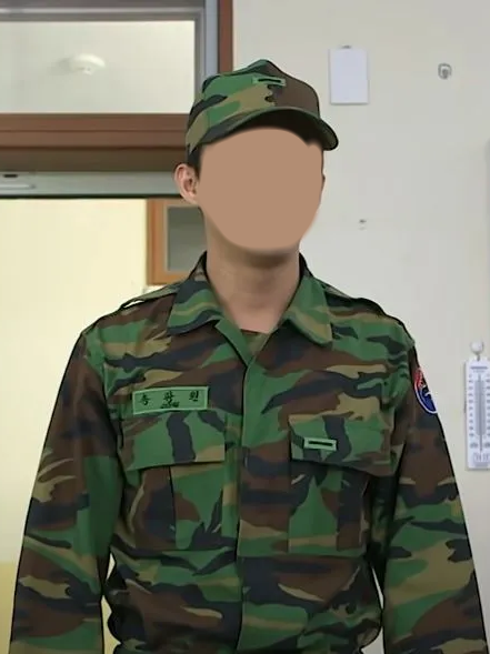 푸른거탑 리턴즈) 당신은 3소대 막내 대표 이미지