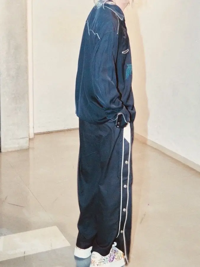 Kinakobar1008의 ねー、何してんの？