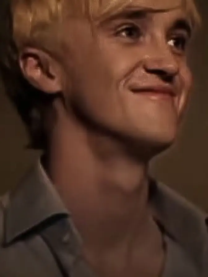 WeakPixel7521의 Tom Felton