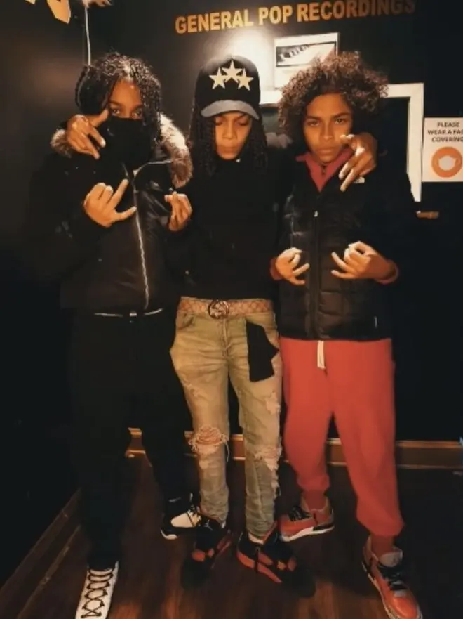 Sugarhill_s의 The hangout