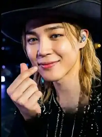 ClassySkin2363의 Found: Jimin's Necklace