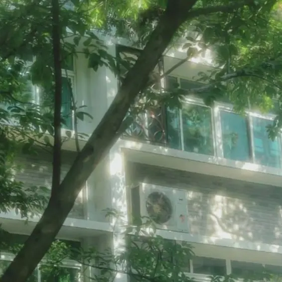 StarkPlant2951의 넌...마치 달같아