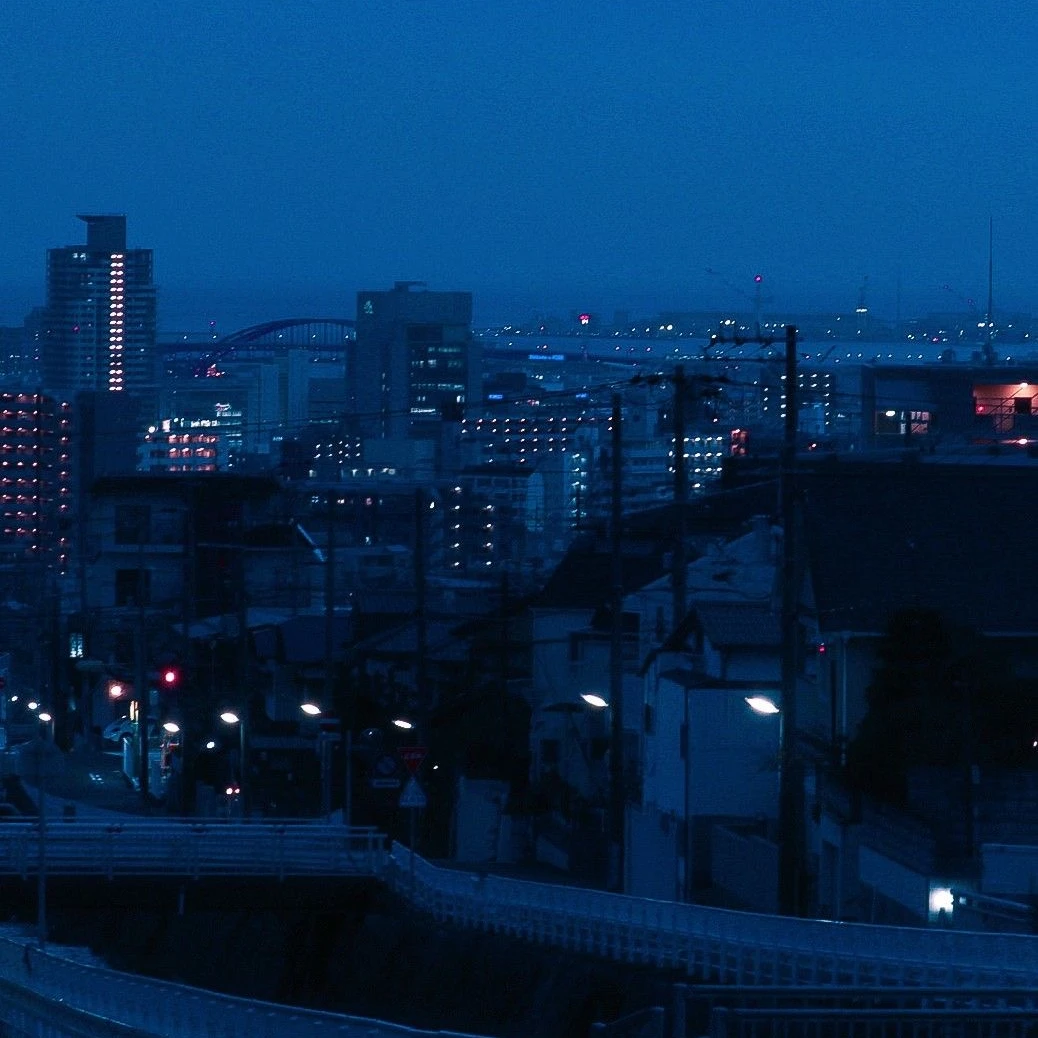 熊みたいなお隣さん。