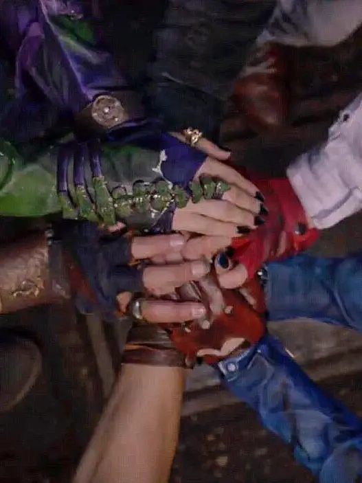 Goldsgone의 Descendants
