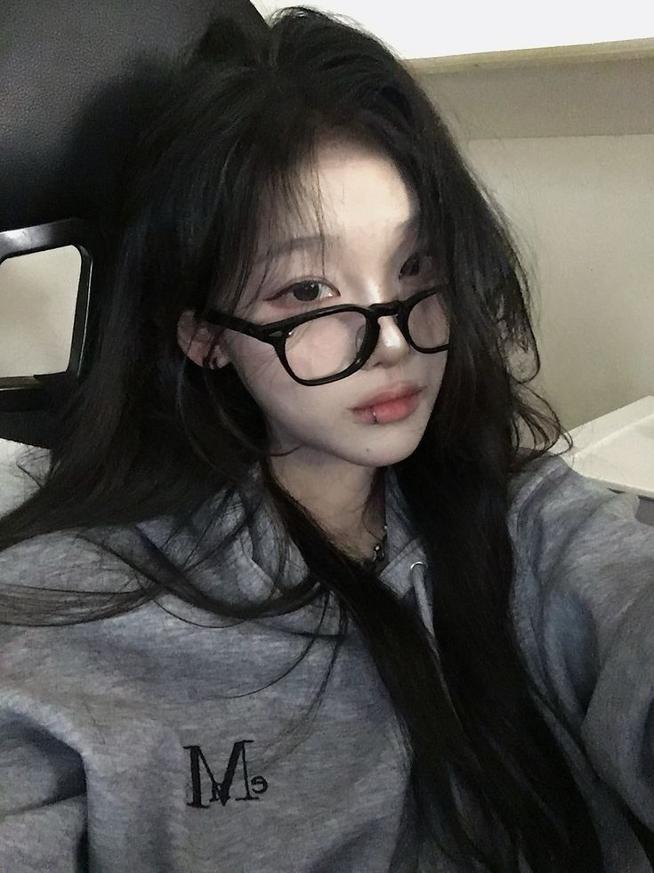 내 여친을 좋아 하는 사촌동생 대표 이미지