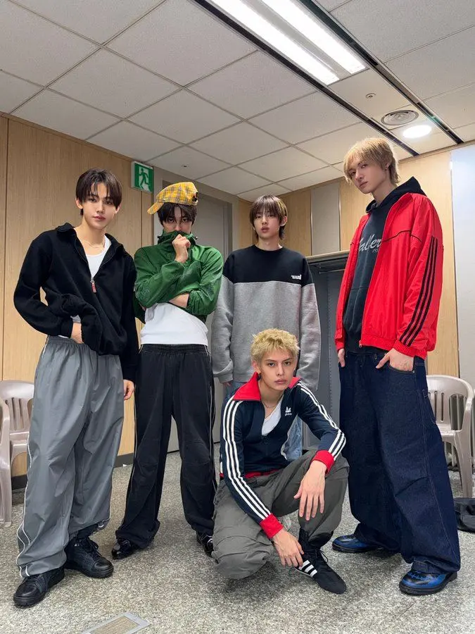 VividCry8025의 ヨントン  .  ♩♡