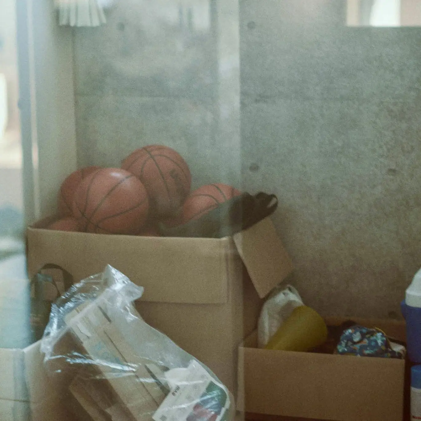 ._____.2064의 3人の狂人を愛す人狼。