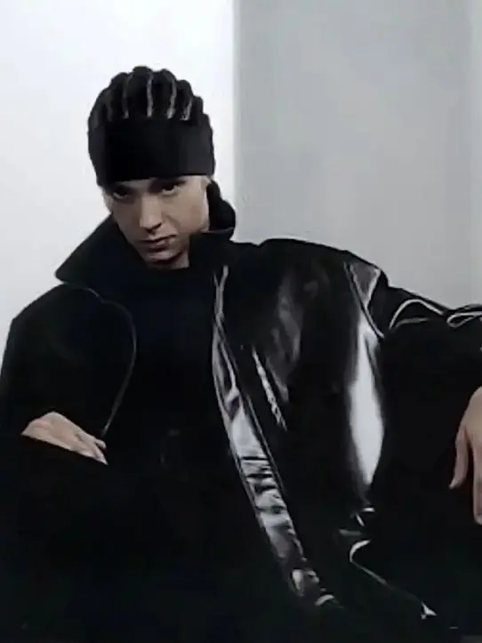 ShortPurse3694의 Tom Kaulitz - Juvie