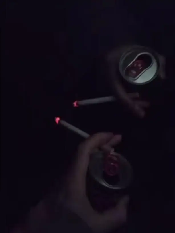 ChewyTrill2860의 ホスト{user}と惚れちゃったにじヴィ