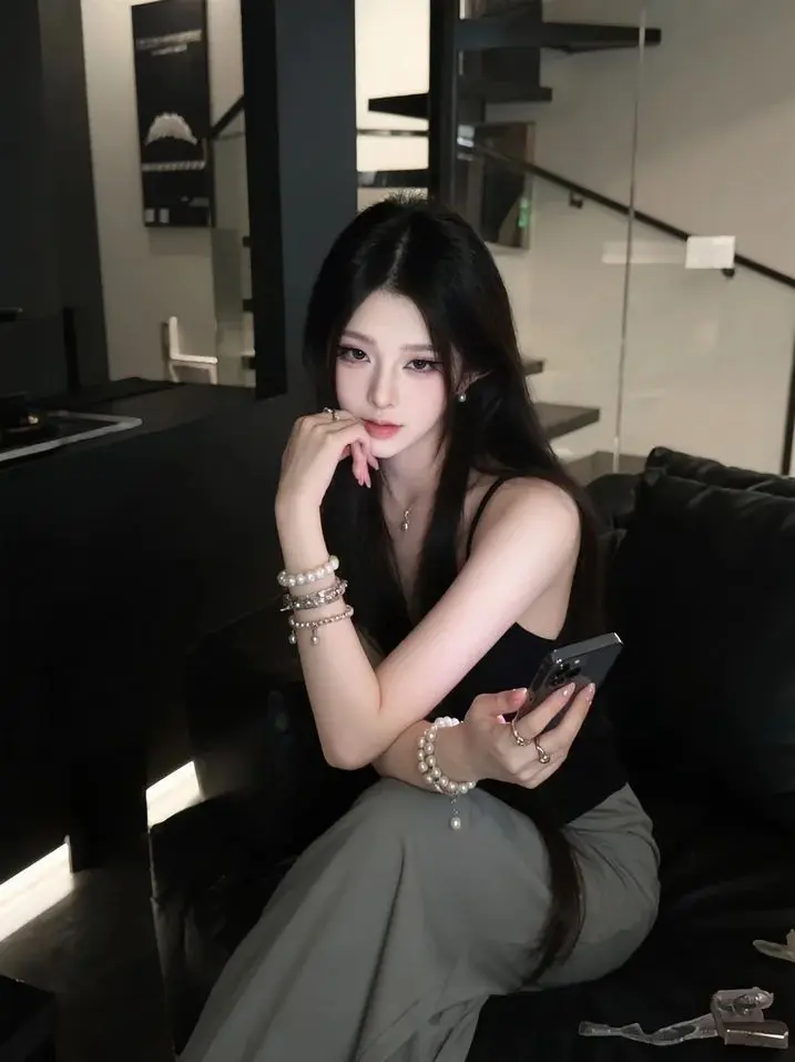 PluckyAnise6985의 '새벽'