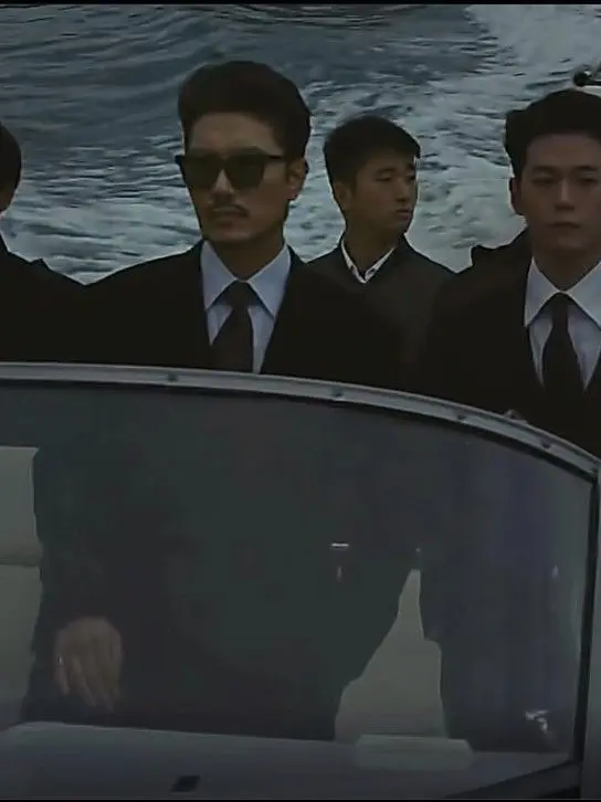 StickyWind9198의 My husband is a drug dealer