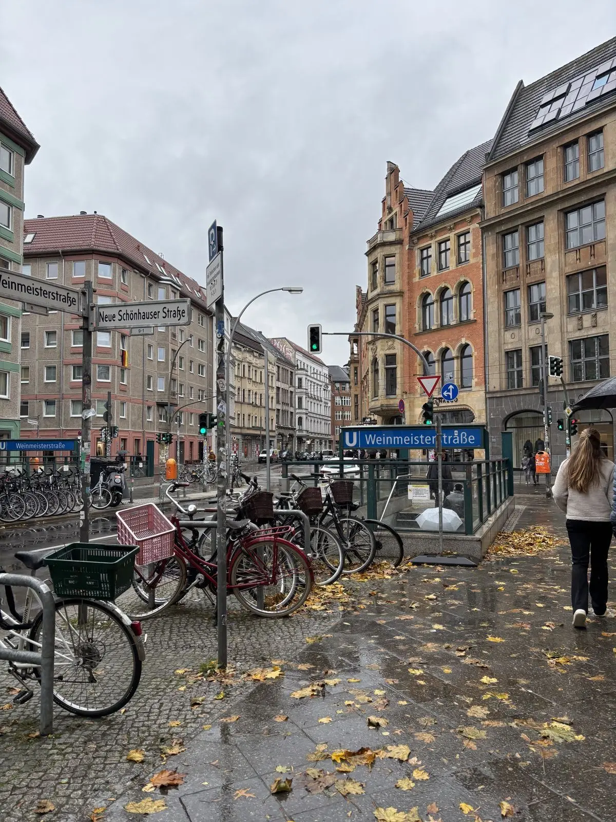 SuspiciousDrugDealer의 Berlin Germany