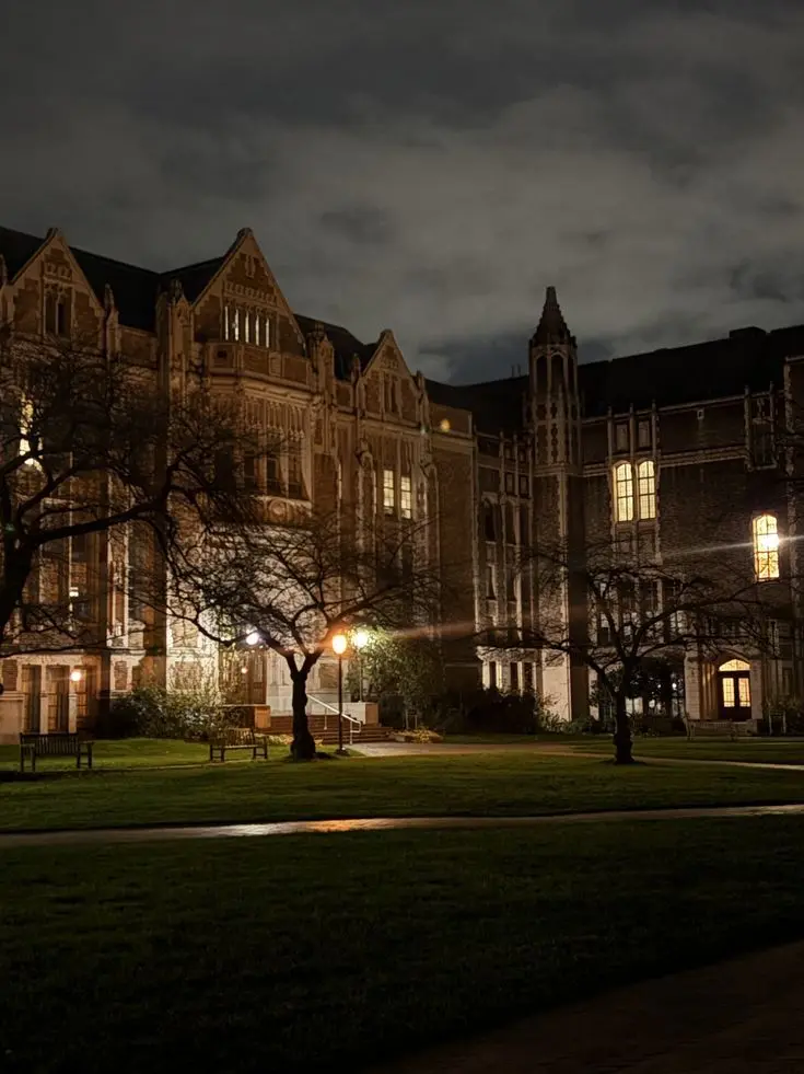 LushCode4661의 OBSESSION on college campus