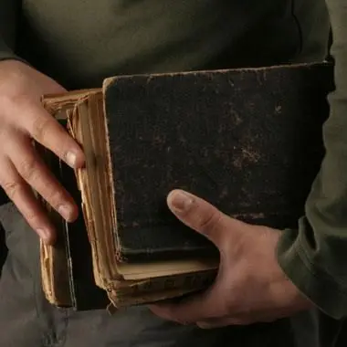 Satansseggi2의 An ancient bookstore