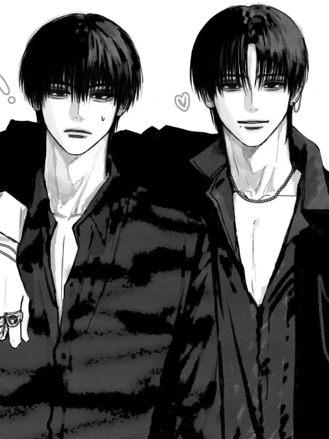 deadbutquiet의 They both want you.