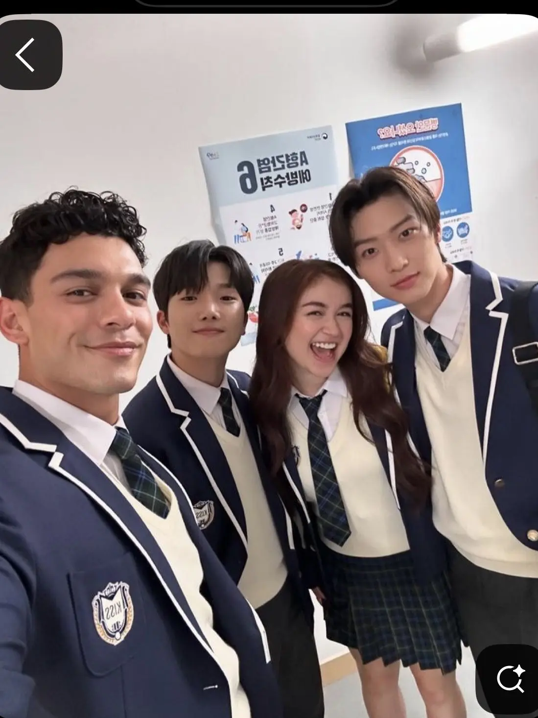 ShortAtom0144의 XO KITTY