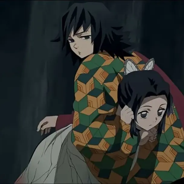 EvenFlute1098의 기유가 시노부의 엉덩이를 때렸다!?